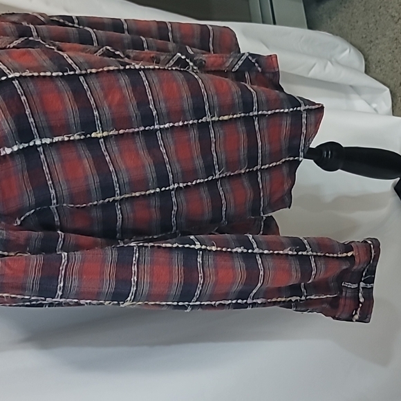 Bdg Urban Outfitters Plaid Yarn Detailed Ribbing Button Down - Picture 4 of 9